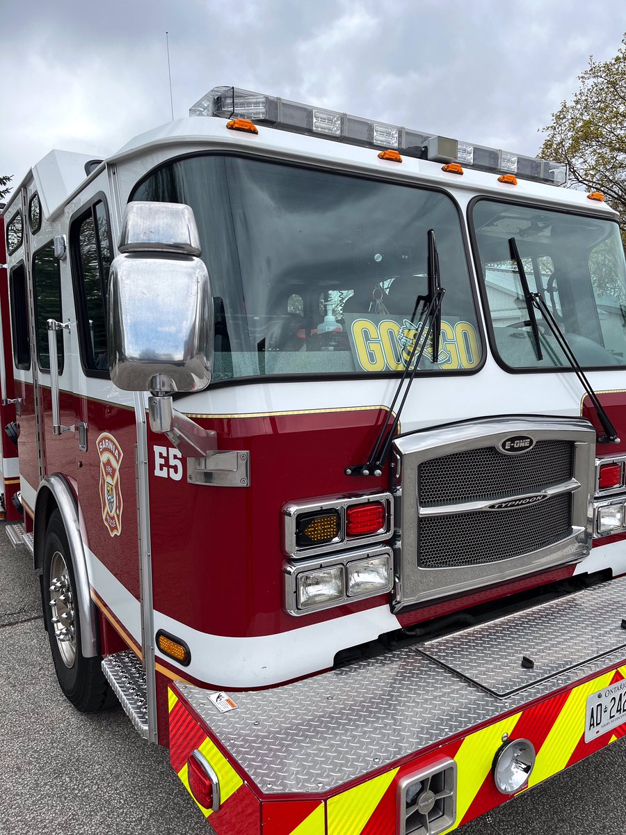 SarniaFire's tweet photo. GO STING GO! @SarniaFire is showing support for our City’s Team @StingHockey. Our @Sarnia_Ontario community is #LikeNoOther!
#SwarmWarning #sarniasting #OHL #GoStingGo #sarnia https://t.co/8Z91xksnyD