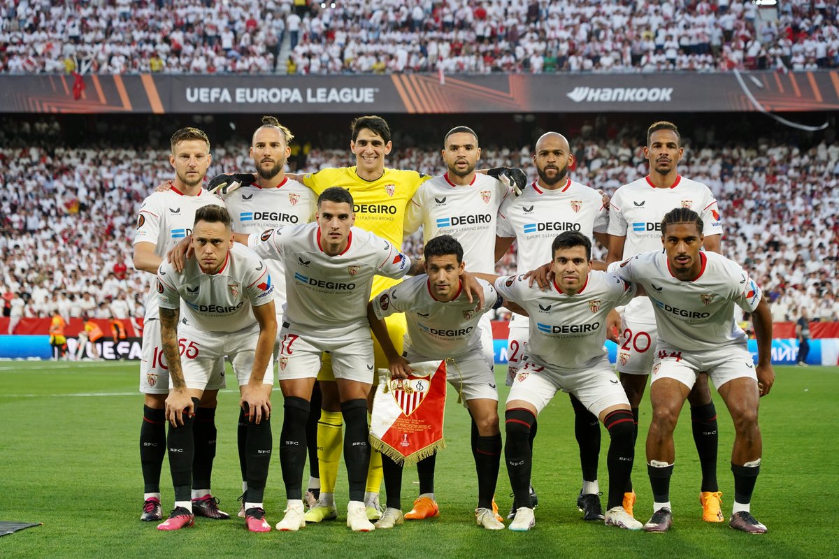 SevillaFC_ARA's tweet photo. ⏰ 10'

🤍 إشبيلية 1⃣
🔴 مانشستر يونايتد 0⃣

#إشبيلية | #إشبيلية_يونايتد https://t.co/ZhIoQw3Z20