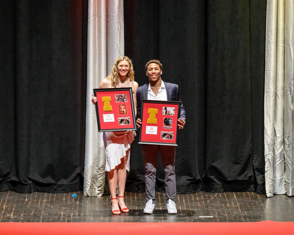 ISUathletes's tweet photo. 𝙒𝙃𝘼𝙏 𝘼 𝙉𝙄𝙂𝙃𝙏! 🌟

We had an incredible time celebrating the outstanding achievements of Cyclone student-athletes this year at the #CycloneOSCARS! Check out all the highlights below!

📸 https://t.co/6lvqgrKOYR
📰 https://t.co/3p46CmHCch https://t.co/VeGM91fmAN