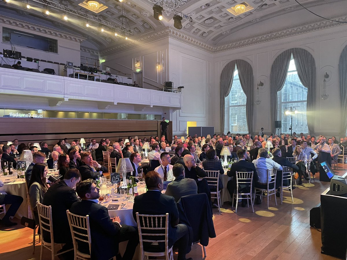BCloudUK's tweet image. The brilliant @hugh_gpb of @GPBullhound takes to the stage at tonight’s  #NorthernTechAwards in Edinburgh. Always a good night