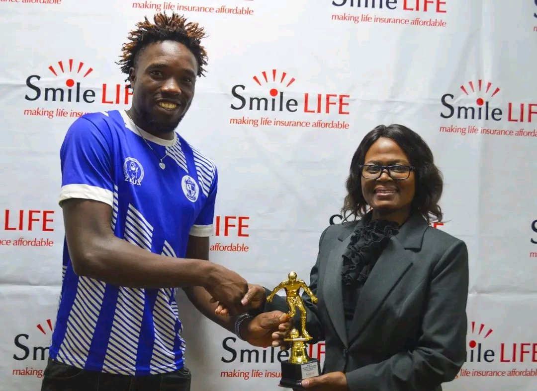 mightywanderers's tweet photo. SMILE FOR LIFE INSURANCE COMPANY MANOMA

On Thursday evening we partnered with Smile Life Insurance Company in a deal that will see the company sponsoring man of the match award for the club in every League and Cup  games  played to the tune of K150,000.

#ekhayafarmfoods #mukuru https://t.co/u7Js0d1c6m