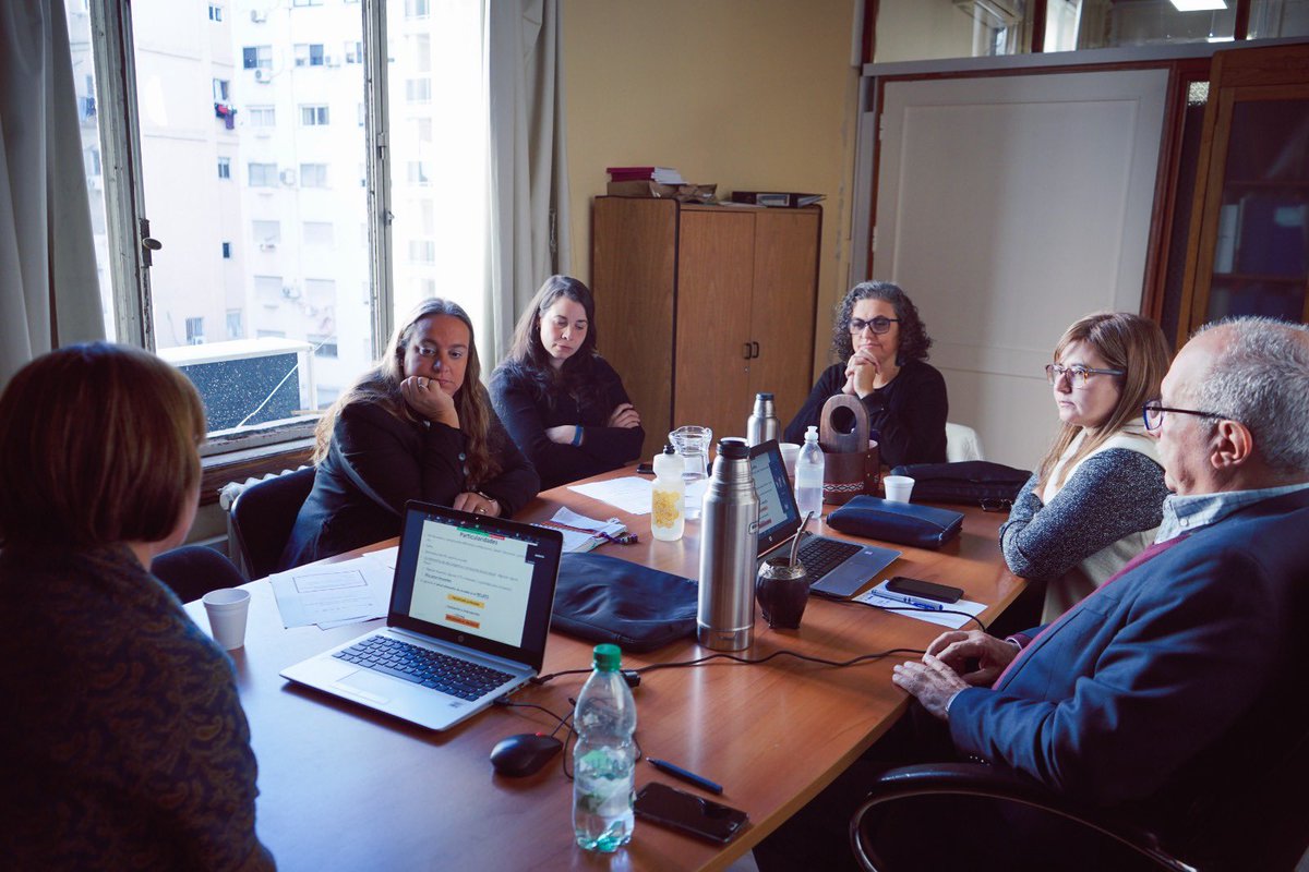 medicinalegal's tweet photo. Capacitación sobre Violencia Sexual  hacia NNA para equipos de referencia en VBGG de prestadores del interior del país, con más de cien profesionales participando.

Agradecidos al @MSPUruguay, @FiscaliaUruguay y @UNFPAuruguay por la confianza a la @fmedoficial y @psicoudeIar. https://t.co/TvYtpT3VXt