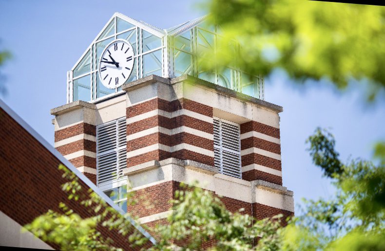 EastCarolina's tweet photo. Saturday, April 22 is #EarthDay. Over the past 20 years #ECU has and continues to support sustainability efforts on campus, in the classroom and through research.
With the help of @SustainECU these #ECUViews never looked so beautiful. Happy #EarthWeek, #Pirates ππ https://t.co/eFELA2UTNq