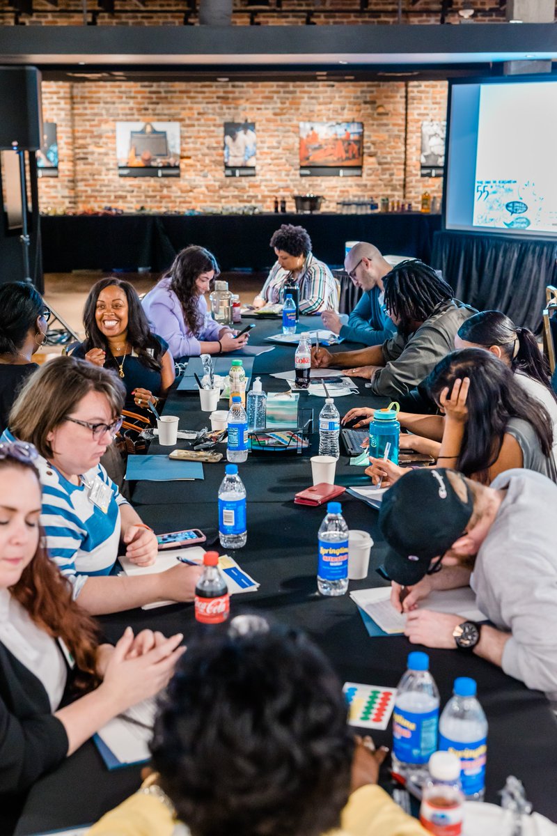 state_voices's tweet photo. The South is the barometer for change. That’s why earlier this month, State Voices held our network’s first ever regional convening, our Southern Convening in Montgomery, AL.🙌🏾🧵
#AlabamaForward @StateVoicesFL #ProGeorgia
#KCET @PowerCoEJ
#BlueprintNC @CivicTN @WeEngageVA https://t.co/pMC0sR8Brn