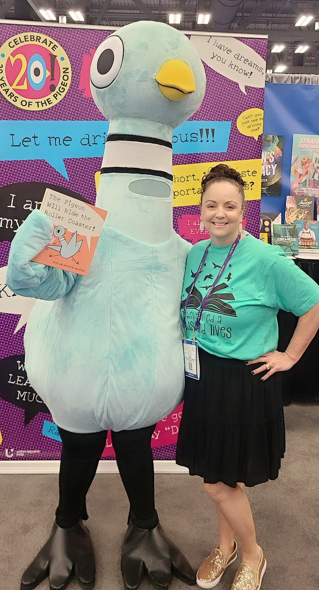 The students are going to be excited that I got a picture with Pigeon. @CyFairLibraries #tla23 @rennellredhawks