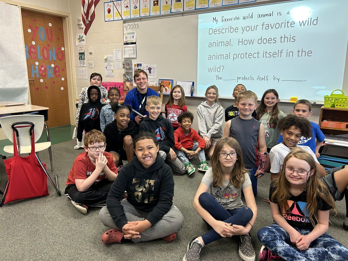 MinnichChelsea's tweet photo. Thank you for reading to us today, Mr. Pasco! 📚❤️ https://t.co/6nj0ZMsWCp