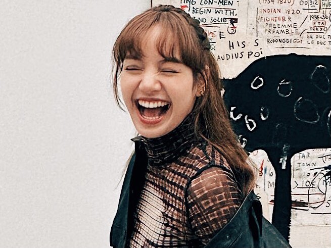 2359145WishesForLalisa on Twitter: