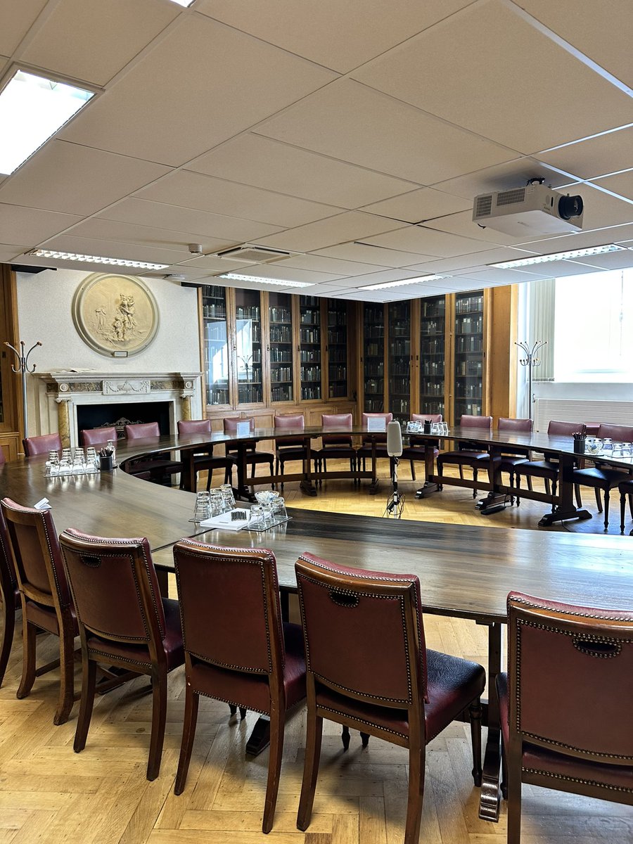 Glynis Fox tweet media