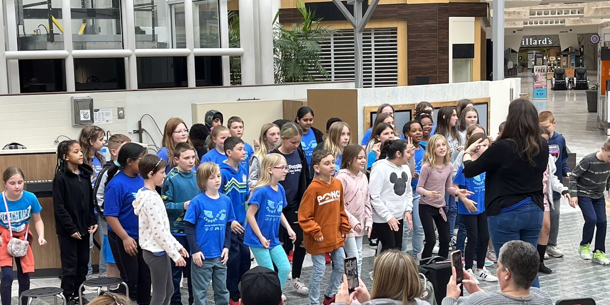 Heather Phipps (@hcphipps) on Twitter photo Beautiful music from the <a href="/hollingheights/">Holling Heights</a> choir at the <a href="/millardbiz/">MillardBizOfficial</a> Expo today! #Proud2bMPS Beautiful music from the <a href="/hollingheights/">Holling Heights</a> choir at the <a href="/millardbiz/">MillardBizOfficial</a> Expo today! #Proud2bMPS