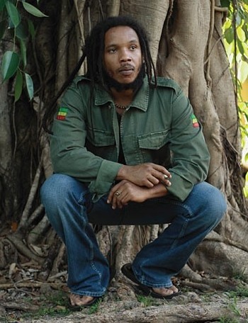 Happy birthday to Stephen Marley! 