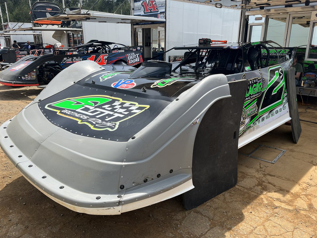 Not 1, but both Scott Brothers are ready to roll tonight at @Speedway411!

<a href="/Jscott1st/">Johnnyscott</a> is aiming for <a href="/GermfreeLabs/">Germfree</a> Rookie of the Year honors in 2023, while <a href="/stormyscott2s/">stormy scott</a> is making his first Series appearance of of the season.