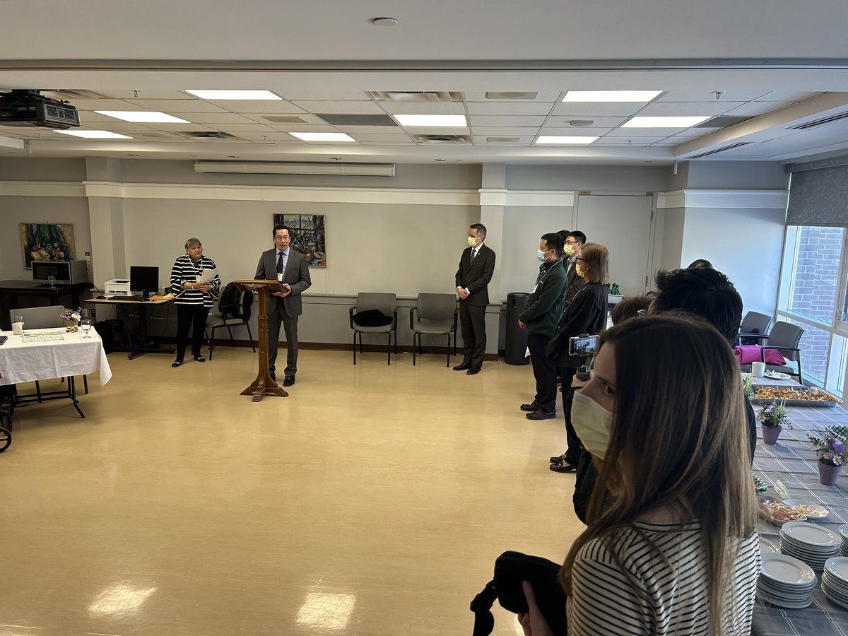 Great to be at the <a href="/GlebeCentre/">The Glebe Centre</a> today to congratulate the partnership with T&amp;T and the 6th floor of the Centre. Nice to see <a href="/_MarkSutcliffe/">Mark Sutcliffe</a> <a href="/Jessica_Ottawa/">Jessica Bradley</a> and <a href="/WilsonLo24/">Wilson Lo</a> !