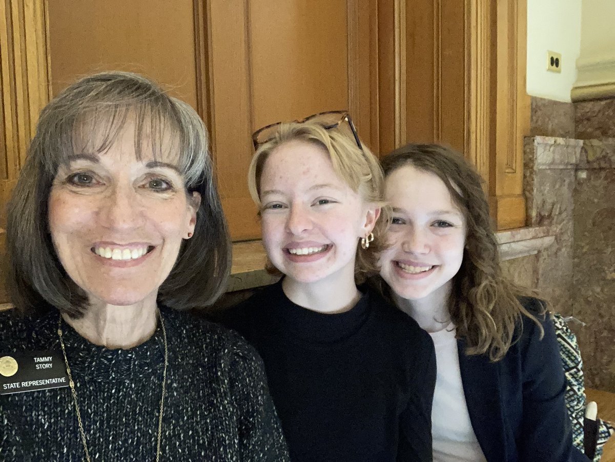 teamenoughden's tweet image. Our chapter leaders with @Story4CO at the CO Capitol today!