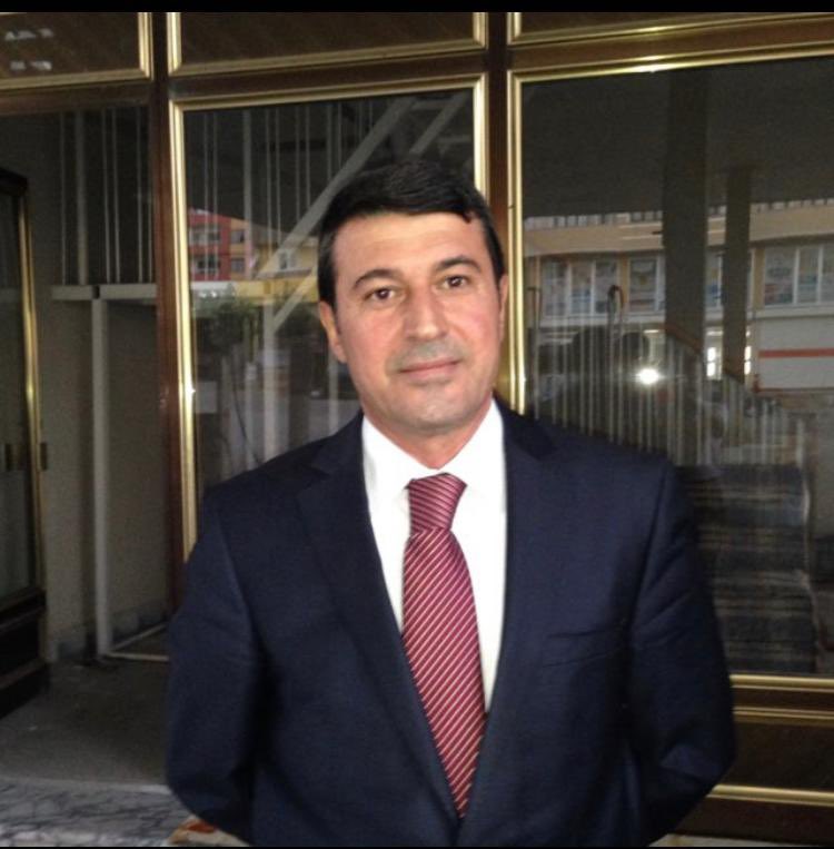 YusufSom1's tweet photo. Başı rahmet, ortası mağfiret ve sonu azaptan kurtuluş olan mübarek Ramazan ayına veda ederken birlik ve beraberlik duygularımızın perçinlemesini temmeni ediyorum. Ramazan Bayramı’nız kutlu olsun.
Küslerin barıştığı bu bayramda mutluluk hep sizinle olsun,Hayırlı bayramlar.#RamazanBayramı