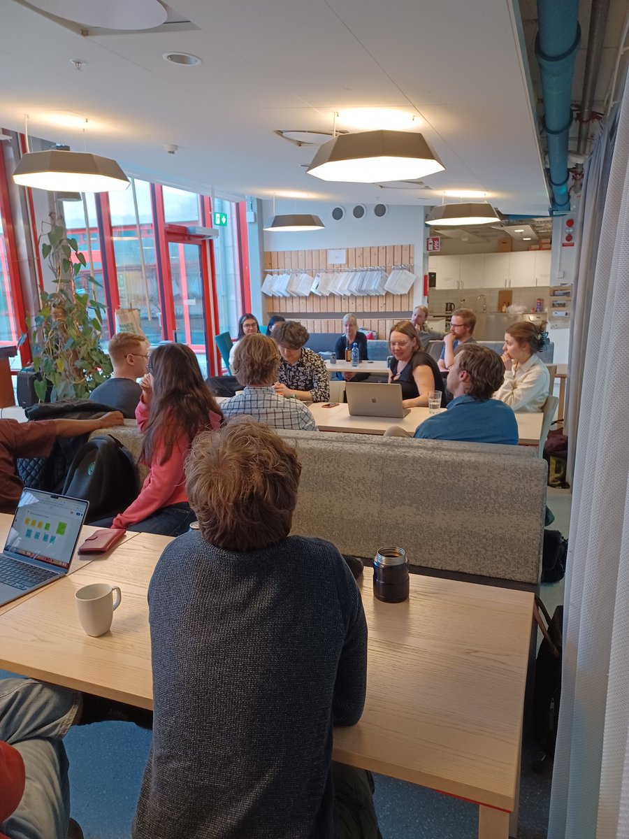 NoahHensen's tweet photo. Todays #KickAssScience was all about meeting up with our Humongous Fungus friends from Uppsala! Learning cool things about everyone's work, and ofcourse eating good food from all around the world! https://t.co/lfUlXb0TAZ