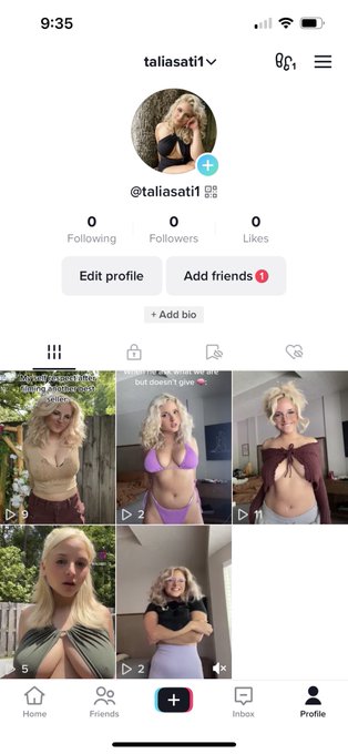 Had to make a new tiktok account 😤 https://t.co/f9Z3uizeDv https://t.co/dWXBN0HEQz