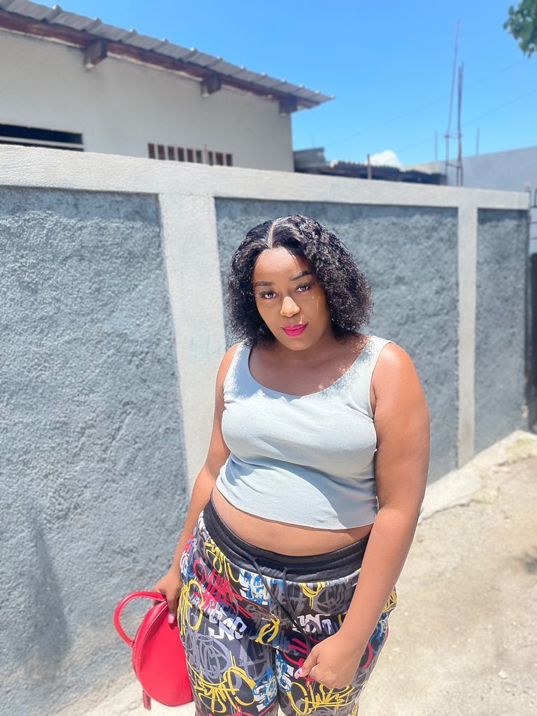 ketty_saint's tweet photo. Bòn fèt Sauvage. https://t.co/zebDEYa3Ar