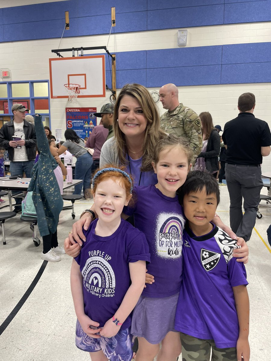 AmandaRGrant's tweet photo. We had a great week celebrating our Military kids. #MonthoftheMilitaryChild #pwcsnews
#Ashlandsoar #purpleupday https://t.co/ZRBBCKrR2k