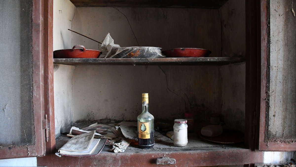 Rondant per vells masos de la <a href="/valldellobregos/">Vall del Llobregós</a> dels quals la vida en fugí i difícilment hi tornarà #boranit
<a href="/lasegarra/">La Segarra</a> <a href="/SomSegarra/">Som Segarra</a> <a href="/viladetora/">Torà on-line</a> <a href="/caminsnatura/">Camins en la natura</a> <a href="/lasajolida/">La Sajolida</a> <a href="/martamasies/">La Caçadora de Masies</a> <a href="/jolival65/">JOliva||*||</a> <a href="/JmSantesm/">JmSantesm</a>  <a href="/mdolorssarries/">M. Dolors Sàrries Farré</a> <a href="/jaumeramonsole/">Jaume Ramon Solé 🎗🎗🎗🌊🌊🌊</a> <a href="/neowiffi/">Rosa Martí Rué</a>