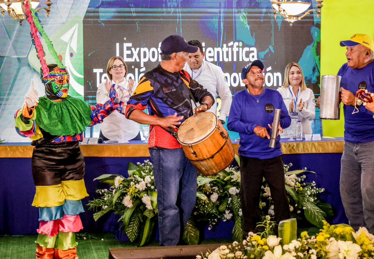 Gabrielasjr's tweet photo. El conocimiento y la innovación son procesos fundamentales para laconstrucciónde soberanía.
Hagamos Ciencia como parte de nuestra cultura, que nos permitan fomentar aprendizajes, producción e innovación.

El @GobVictorClark promueve voluntades para la Ciencia de la Patria. https://t.co/bwOFa3XjZJ