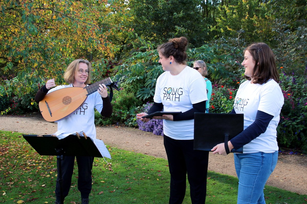 Remembering our amazing SongPath events in Oxford last autumn at <a href="/OBGHA/">University of Oxford Botanic Garden and Arboretum</a> as part of @OxfordLieder with these lovely photos by <a href="/robertpiwko/">Robert Piwko Productions</a>🍂👣🌳🎵

Our next SongPath will be in *Leeds* on Sun 11 June at <a href="/KirkstallAbbey/">Kirkstall Abbey</a> as part of the @LeedsLieder festival!

songpath.co.uk