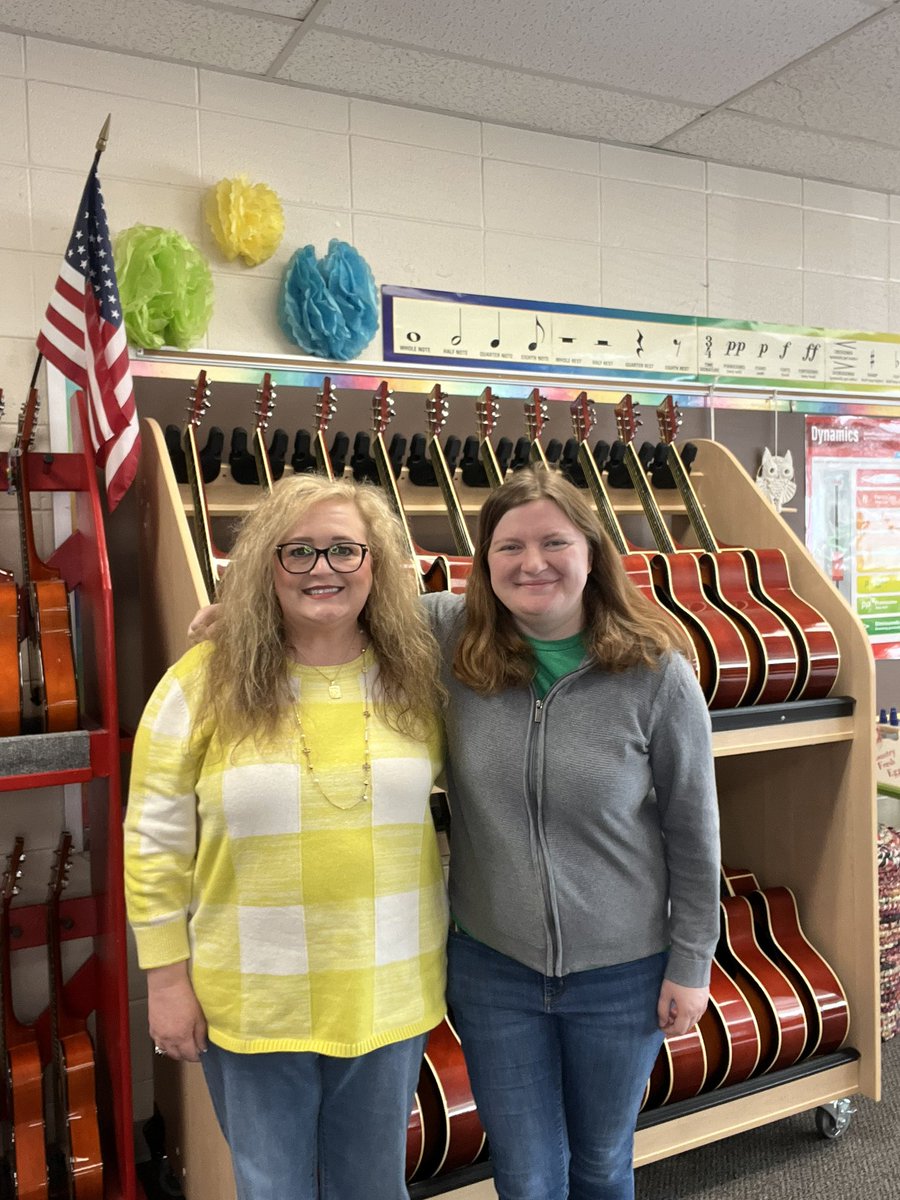 vheemusic's tweet photo. Congratulations to our OUTSTANDING Spring2 Intern Morgan Prater. She rocked her elementary placement and we enjoyed having her at EAST.
The school that hires her is going to be so lucky and blessed! Best wishes Morgan! #SuperStarIntern
@UABArts @UAB_DOM @UABEducation https://t.co/H5w8hC3o34