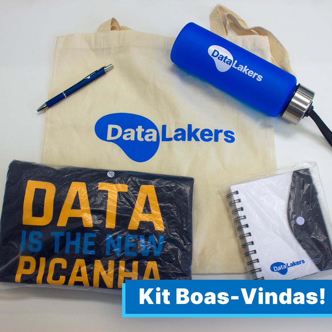 datalakers's tweet photo. Aqui na DataLakers, valorizamos muito a experiência dos novos Lakers. Por isso enviamos um kit de boas-vindas cheio de mimos, contendo uma Ecobag, garrafa d'água, caneta, caderno de anotações e camiseta Data Is The New Picanha!

Confere os links na nossa bio e #VemSerUmLaker https://t.co/qd6vhIESEh