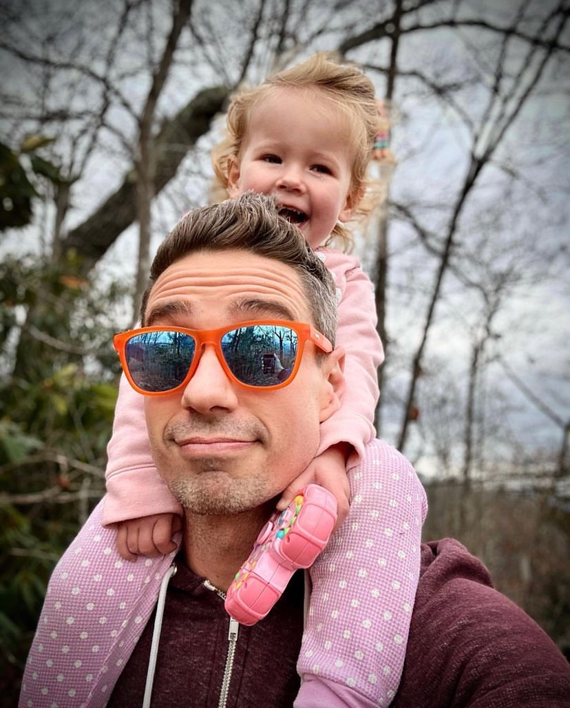 BernardDarn's tweet photo. My little angel 😇 
I’d choose you over anything in this world my favorite 😍 
#daddysgirl #daddysangel #wichitadad #KansasCity https://t.co/SJ6Nh0GDJw