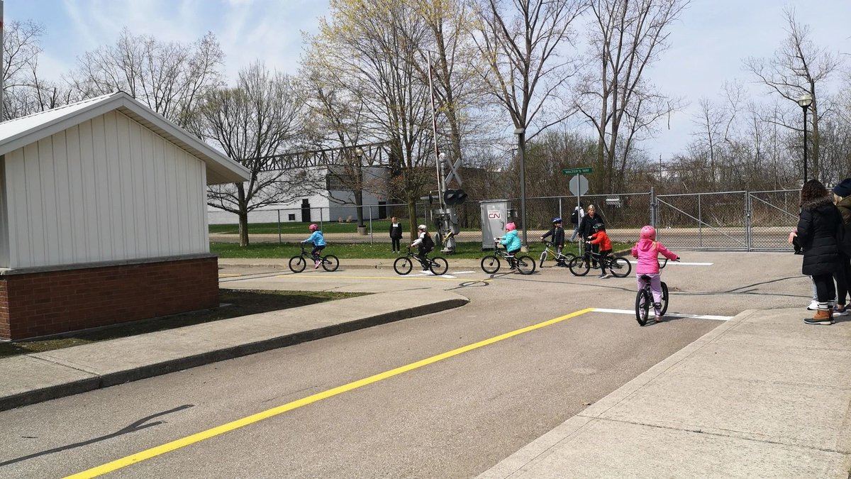 Our Bike Safety program is offered to Grade 3's from April till June. This class is delivered in partnership with local Police School Safety Officers and is based on the Ministry of Education Ontario Curriculum. Great bike riding weather is upon us☀️, so bring your students.