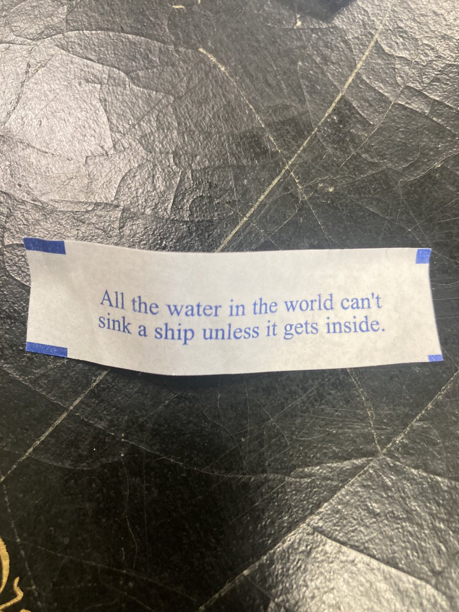 ReallyBigThings's tweet photo. …in bed? Gross. https://t.co/E33TcgPBSC