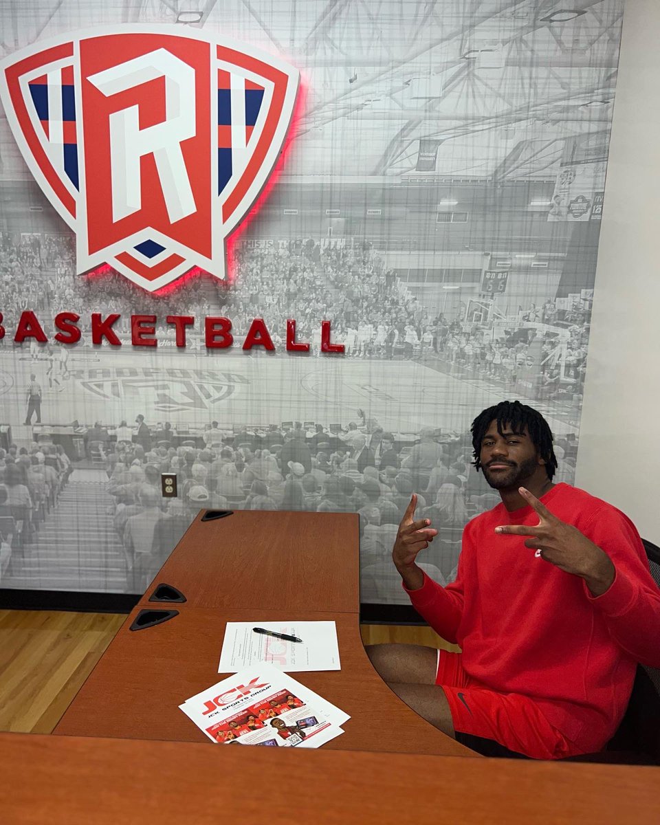 RadfordHoops's tweet photo. Congratulations to @SJTRECE13 on signing with JCK Sports Group for representation to begin his journey as a professional hooper!
#riseanddefend🛡️ #highlandersinthepros https://t.co/YelqRZGFsD