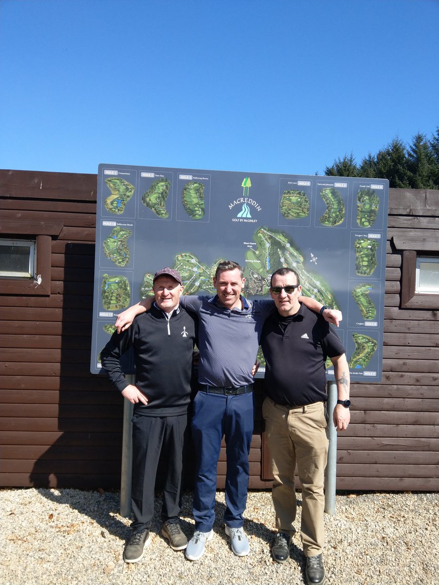 murr5patrick's tweet photo. "Happy Thursday's" #opensingles @macreddingolf #gloriousmacreddin👌⛳ great days golf guys.😎 Book online https://t.co/mklj6xJ1su👌🏌 https://t.co/v3UGKzoVAF