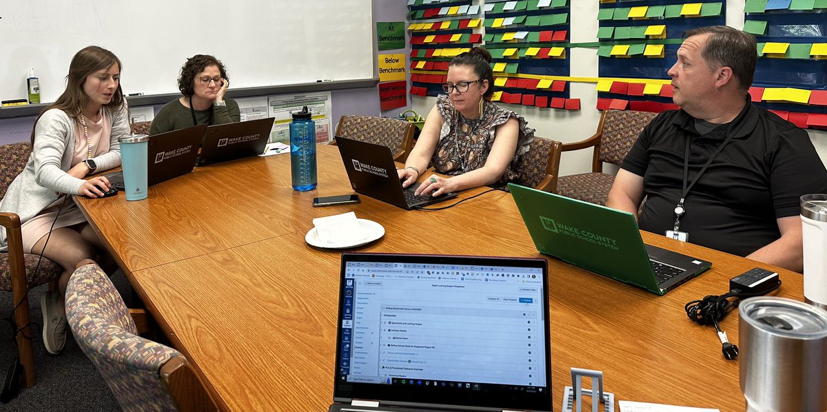 twhanley's tweet photo. We’ve got @mrshulsesclass and the K team @Kingswoodbuzz all set to go with @Canvas_by_Inst next week! Lots of excitement in this room! @wcpssdll @WCPSS_TitleI @WCPSSTSP @wcpssmagnets https://t.co/pRup28c6UJ