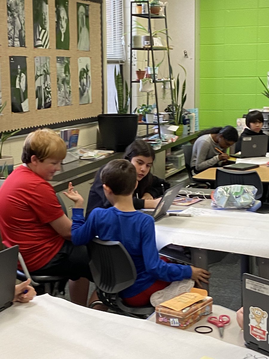 vandesampel77's tweet image. #CollaborativePosters covering the birth of government @HanoverHuskies  using @wakelet #TeamworkMakesDreamwork #TogetherIsBetter #KnowledgeIsPower #EngagedLearners