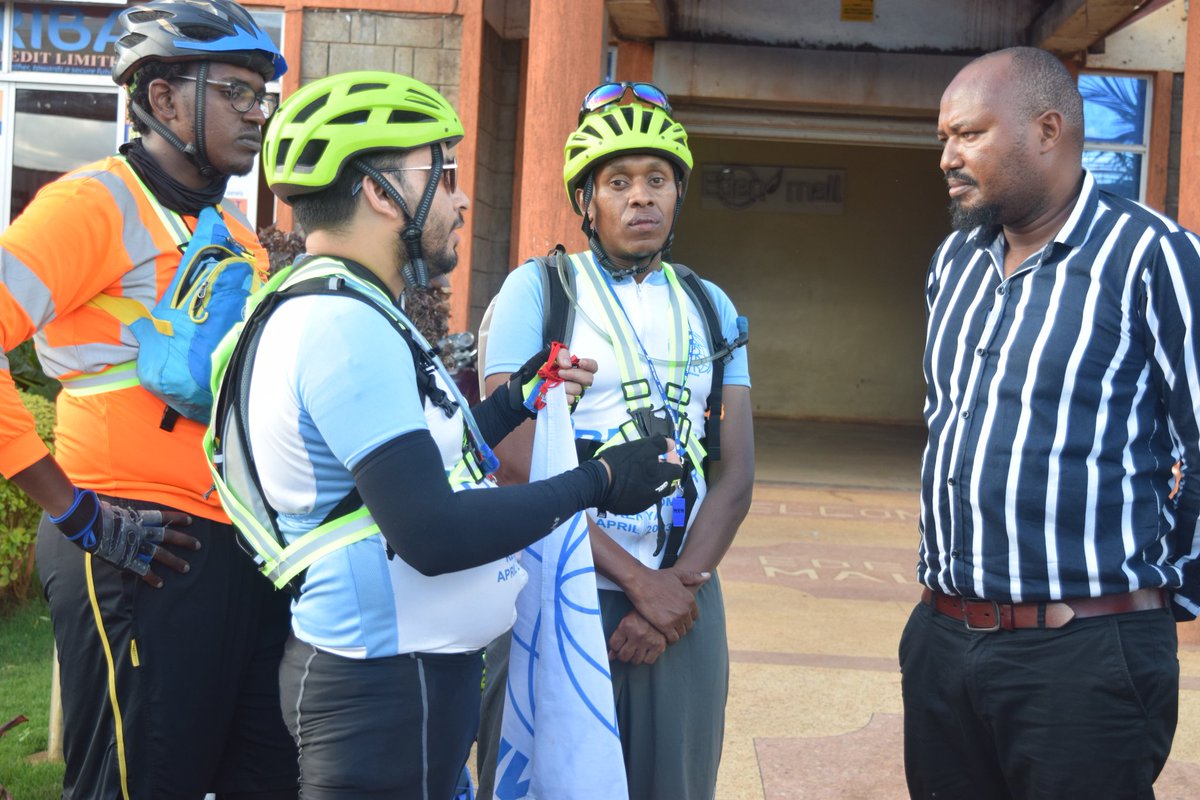 drbimalkhadka's tweet photo. IPPNW BIKETOUR KENYA 2023
Day 1: 122 km (#Nairobi to #Emali). During our ride, We engaged with the municipal manager (Mayor) of Emali,locals and students.
#ippnwbiketour2023
#ippnwbiketourkenya2023
#bikeforban
#healththroughpeace
#breakthechain
#disarmament
#climatecrisis https://t.co/315mRvPKyo