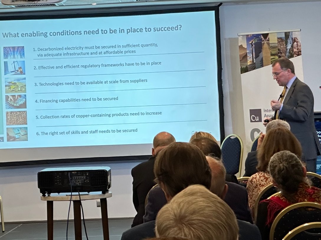 Corporación Alta Ley tweet media