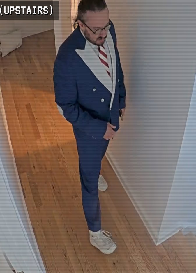 fishtankdotlive's tweet photo. Est FT 11:57 PM: Mr Goldstriker enters the tank. Jason finds unflushed faeces in the toilet and shows a photo to the upstairs hallway cam. https://t.co/ySMVEPEiFk