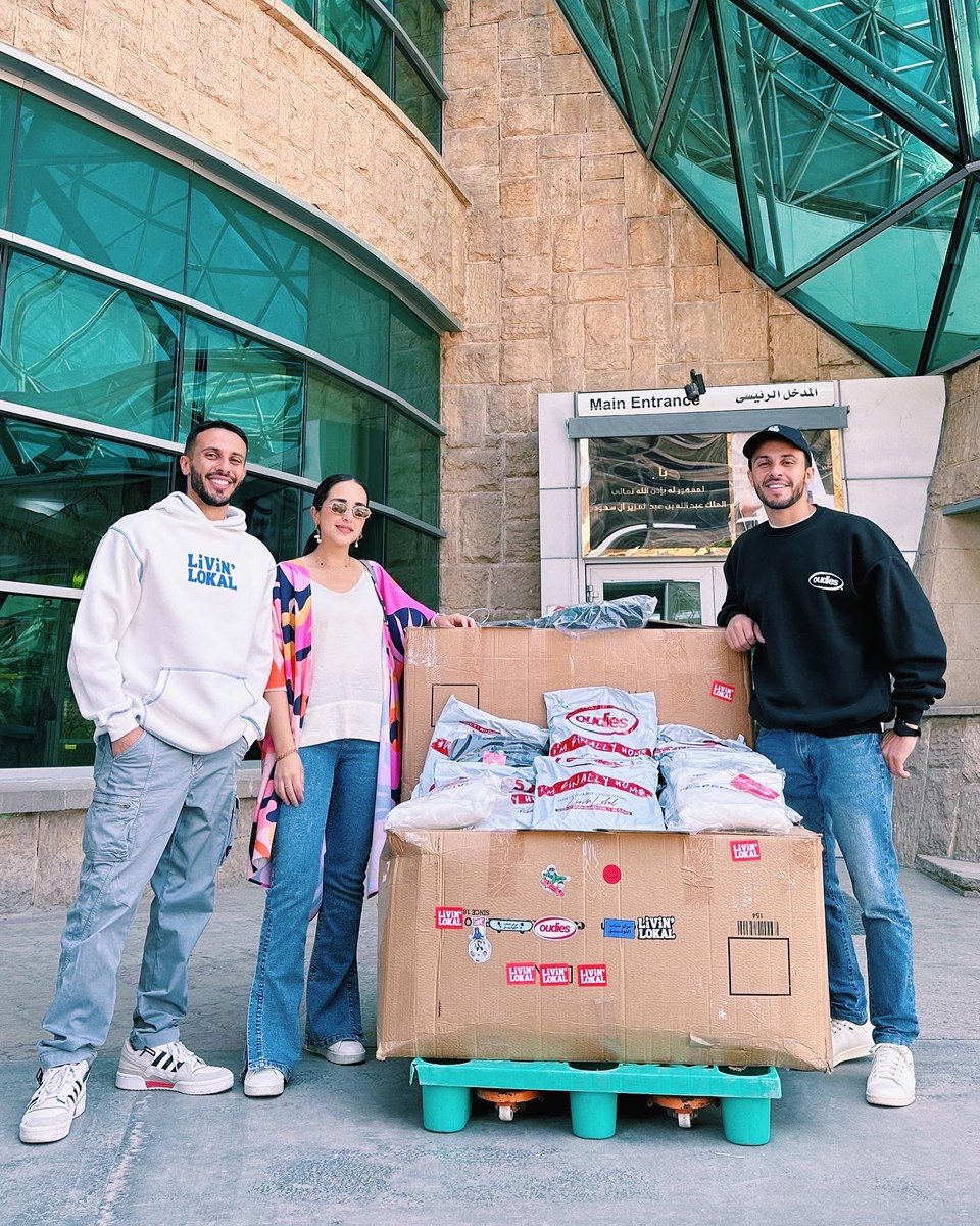 thisisouda's tweet photo. ended ramadan with a special visit to 57357 hospital today 🙏🏽 we’re grateful  to contribute  with 200 hoodies on behalf of @_oudies ❤️ the hospital runs 100% on donations and accept donations from as little as 1 EGP.. because combined, each donation makes a massive impact. https://t.co/gkVK4GZez2