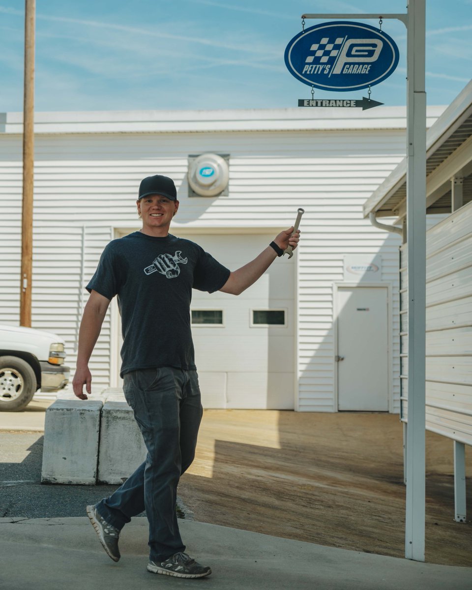 NorthernTool's tweet photo. Look who we found wearing a Tools for the Trades™ shirt! Join us as we watch @thadmoffitt race in the Trans Am TA2 series this season. #ToolsForTheTrades #MadeForThis https://t.co/tfx3z3fFTk