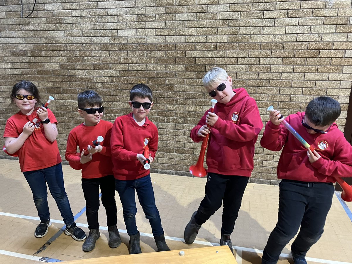 llanbister321's tweet photo. Thanks to Upbeatmusicandarts for the P-Buzz project. Great demonstration of skills in community assembly today! https://t.co/cIusmVXZU4