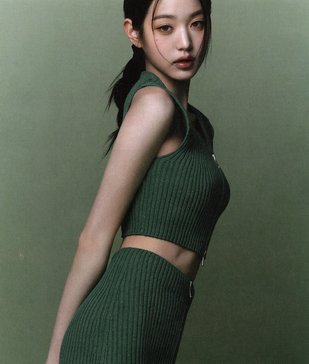 wonyoungpics's tweet photo. for allure korea https://t.co/s2hM69zcP7