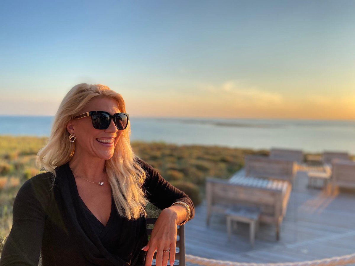 orbitespace's tweet image. The future of space travel is looking bright. 😎
#orbite #orbitespace #spacetravel #adventuretravel #astronauttraining