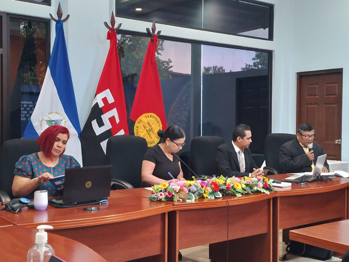 LaSandino's tweet photo. #AlDía || Autoridades del Ministerio de Educación (MINED) desarrollan foro virtual de Aprendizaje del Inglés como Segundo Idioma con especialistas de Venezuela, Colombia y Reino Unido

#Nicaragua https://t.co/KssfpcLqdL