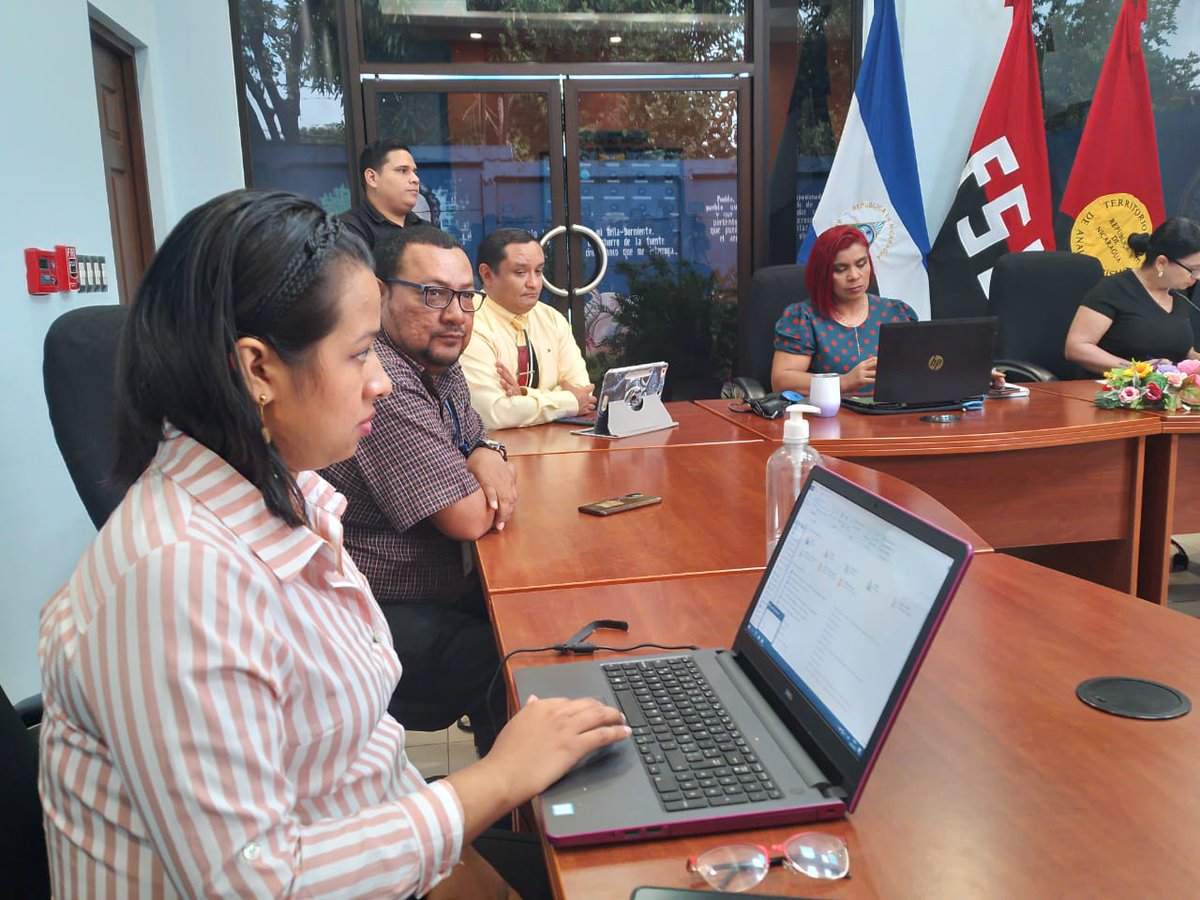 LaSandino's tweet photo. #AlDía || Autoridades del Ministerio de Educación (MINED) desarrollan foro virtual de Aprendizaje del Inglés como Segundo Idioma con especialistas de Venezuela, Colombia y Reino Unido

#Nicaragua https://t.co/KssfpcLqdL