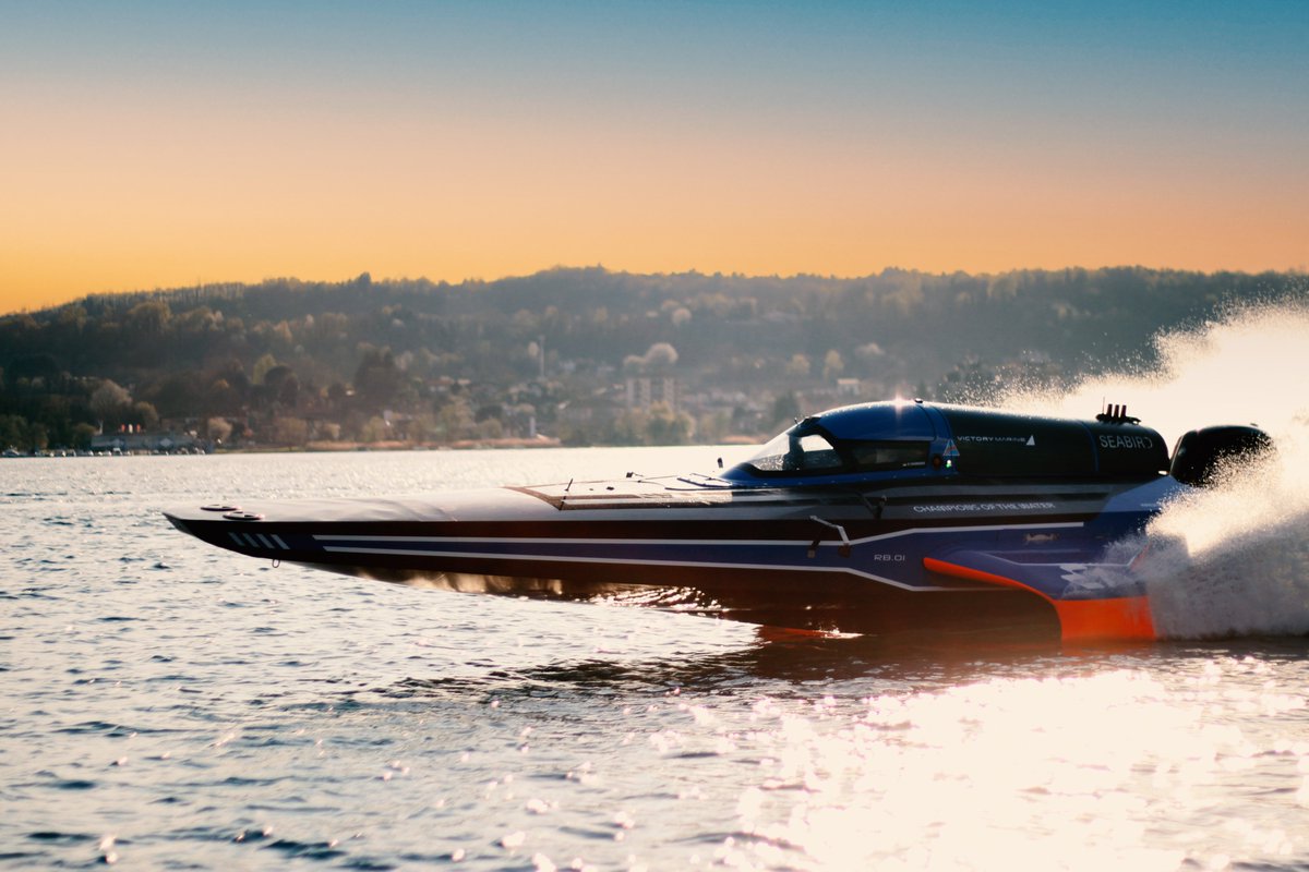 New cover photo 😎

#E1Series | #ChampionsOfTheWater