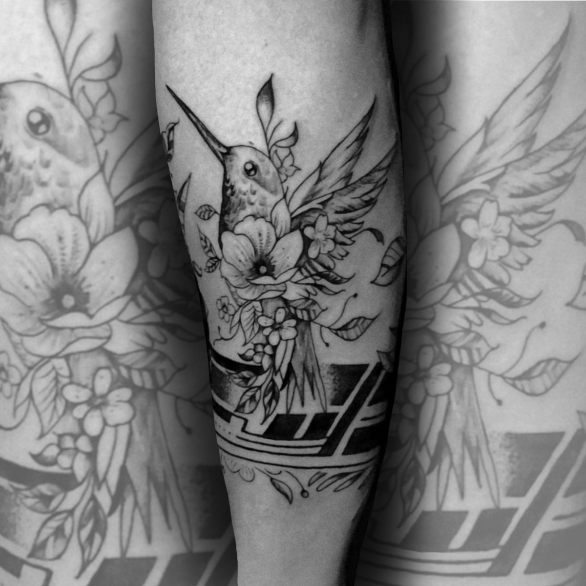 Conchitattoo's tweet photo. Tatuaje de brazalete con colibrí y flores 🌺 
#tattoo #tatuaje #ink #tatuajes #art #arte #artistic #chile #Chile #chiletattoo #santiago #SantiagoCentro #SantiagodeChile https://t.co/bIDQykhMkN