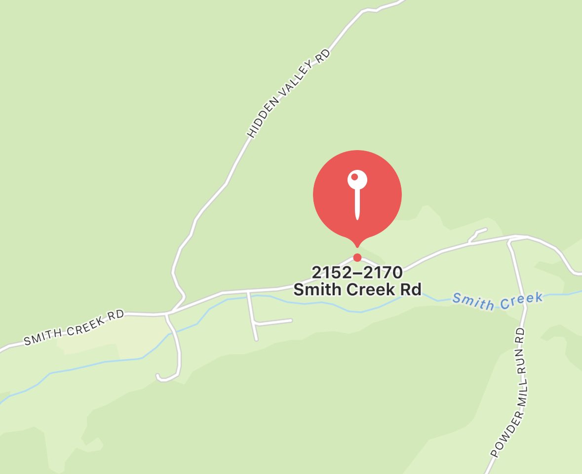BenWKYT's tweet photo. Wildfire is inching closer to Smith Valley Road at this time between Hidden Valley Rd and Powder Mill Run Rd @WHSVaubs  @WHSVnews https://t.co/IulEBDR9FY