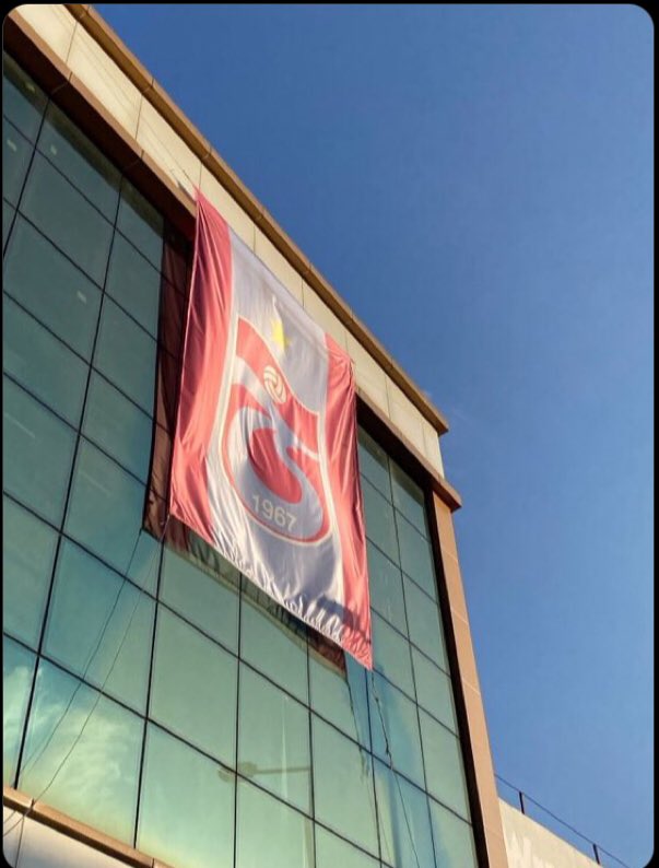 Kapat Artık şu Müziği Muhittin Abi !