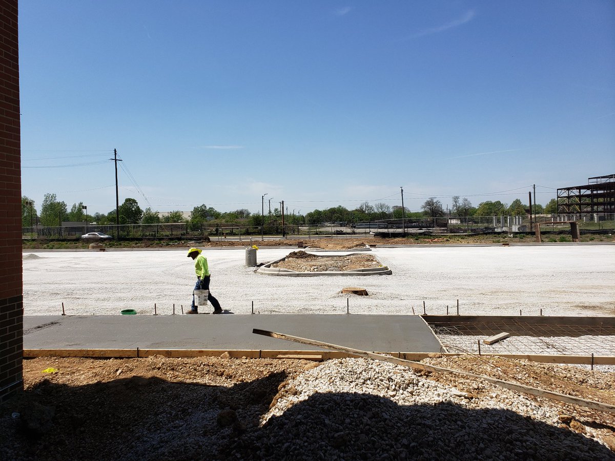 JCPSKYbuilds's tweet photo. Perry Elementary construction progress- restroom tiles, parking lot layout and main stair @JCPSKY @PWWildcats https://t.co/bf3SxqhpOK