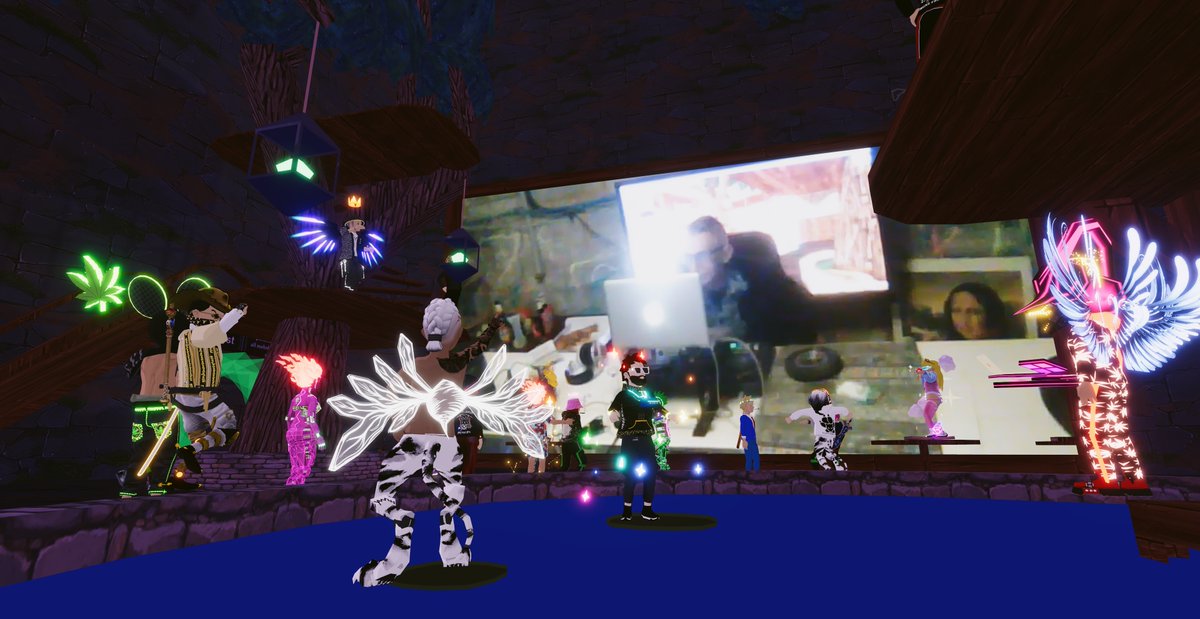 JsCoincollector's tweet photo. #DJWar bringing some awesome music at the #InnKeeper 🎶🎶🥰🎶🎶 Always great tunes in the house here 🫶👏👏👏
0x0506d39eFFCAefBC632cbe72C36c4d64759A665F
@PiZzArteItaly @innkeeperdoteth @FeBoComp @decentraland #Metaverse #NFTcommunity https://t.co/YvO9J2hHlS